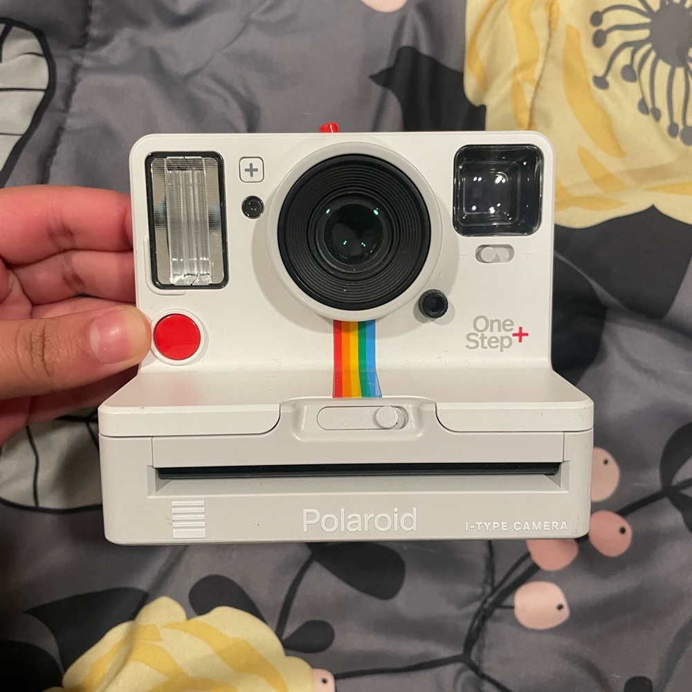 Polaroid onestep+